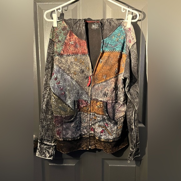 Ark brand, boho style hoodie.  Size XL. - Picture 3 of 5